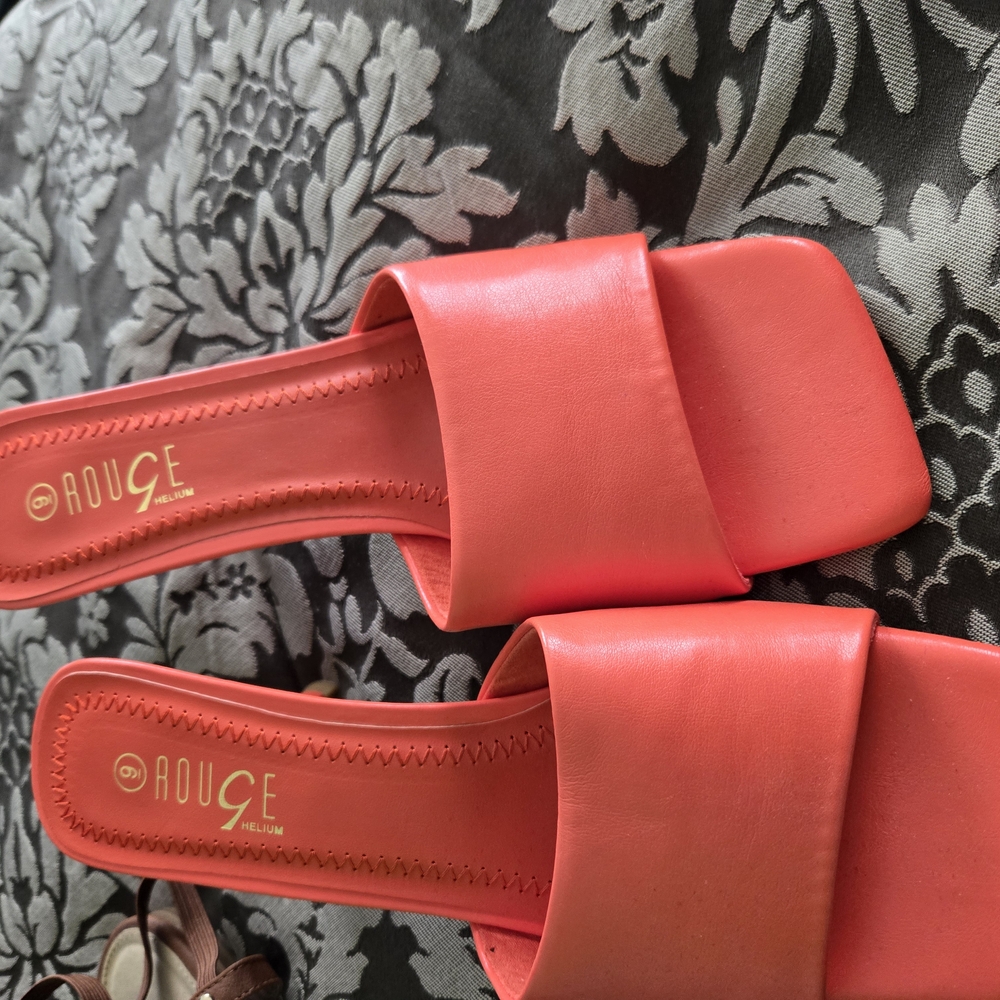 New Rouge Helium Women's Coral Slide Sandals